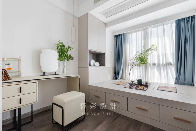 次卧1.jpg