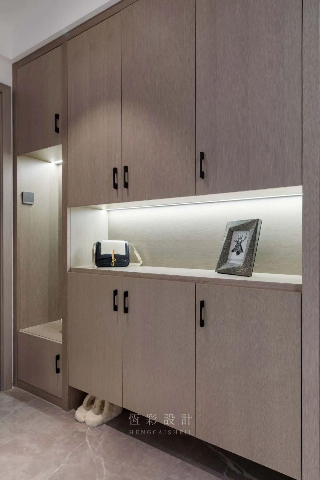 杭州婚房装修 龙湖天玺120方现代简约风婚房装修案例门厅1.jpg