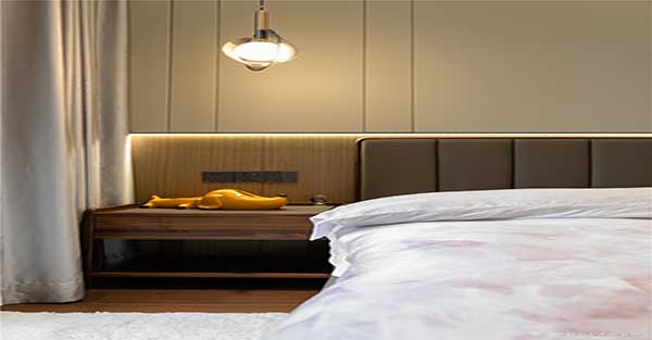 铭品和圣都比较,麦丰装饰与圣都哪个好